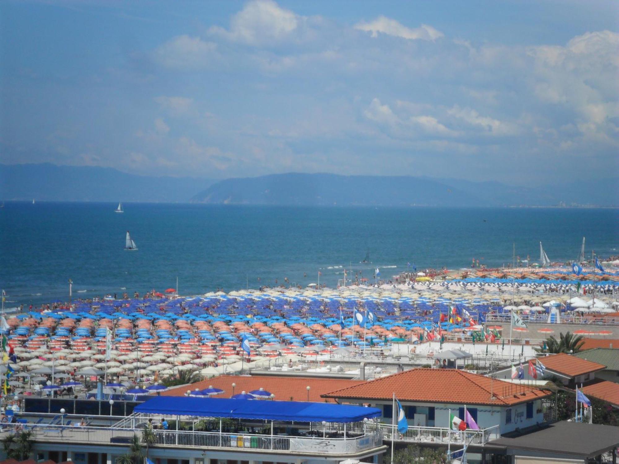 Dependance Dell'Hotel Sole E Mare Lido di Camaiore Luaran gambar